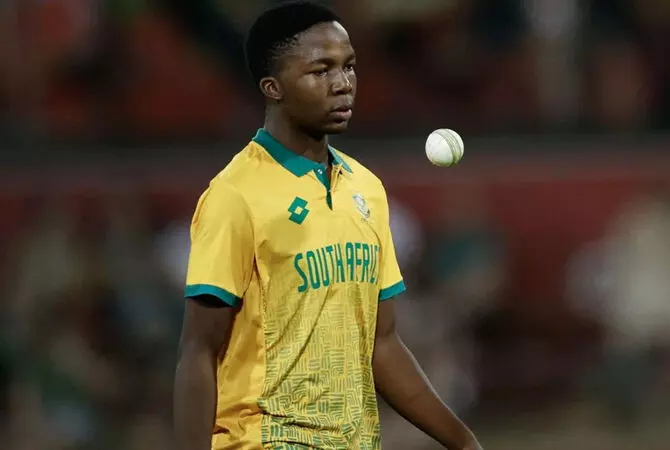 ಪಾಕಿಸ್ತಾನದ ವಿರುದ್ಧ ಟಿ-20, ಏಕದಿನ ಸರಣಿ : ದಕ್ಷಿಣ ಆಫ್ರಿಕಾದ ಕ್ವೆನಾ ಮಫಾಕಾ ಅಲಭ್ಯ