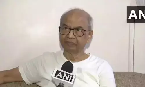 ಸಿಜೆಐ ಮೇಲೆ ಶೂ ಎಸೆದ ವಕೀಲ ರಾಕೇಶ್ ಕಿಶೋರ್‌ಗೆ ಸುಪ್ರೀಂ ಕೋರ್ಟ್‌ನಲ್ಲಿ ವಕಾಲತ್ತಿಗೆ ನಿಷೇಧ