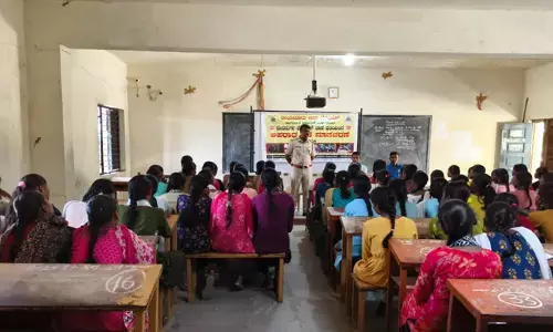 ದೇವದುರ್ಗ | ಮಕ್ಕಳಿಗೆ ಪೋಕ್ಸೋ ಸೇರಿದಂತೆ ಕಾನೂನು ಸುವ್ಯವಸ್ಥೆಯ ಬಗ್ಗೆ ಜಾಗೃತಿ ಅನಿವಾರ್ಯ : ಮಂಜುನಾಥ್ ಸಿಲವೇರಿ