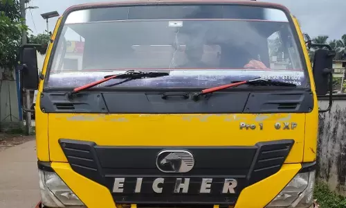 ಕೇರಳದಿಂದ ಅಕ್ರಮ ಕಲ್ಲು ಸಾಗಾಟ ಆರೋಪ : ಇಬ್ಬರ ಬಂಧನ