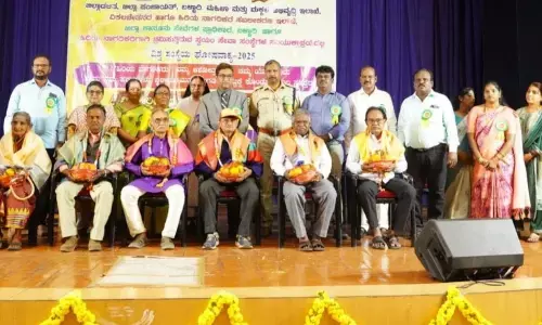 ಬಳ್ಳಾರಿ | ಹಿರಿಯ ನಾಗರಿಕರು ಸಮಾಜದ ಬೇರುಗಳು : ರಾಜೇಶ್ ಎನ್.ಹೊಸಮನೆ