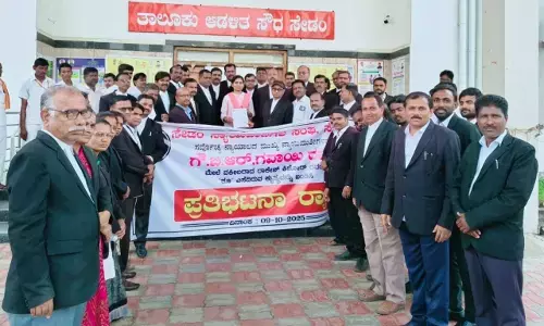 ಸೇಡಂ | ಸಿಜೆಐ ಗವಾಯಿ ಮೇಲೆ ಶೂ ಎಸೆದ ರಾಕೇಶ್ ಕಿಶೋರ್‌ ವಿರುದ್ಧ ಕ್ರಮಕ್ಕೆ ಆಗ್ರಹ