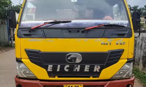 ಕೇರಳದಿಂದ ಅಕ್ರಮ ಕಲ್ಲು ಸಾಗಾಟ ಆರೋಪ : ನಾಲ್ಕು ಮಂದಿ ಬಂಧನ