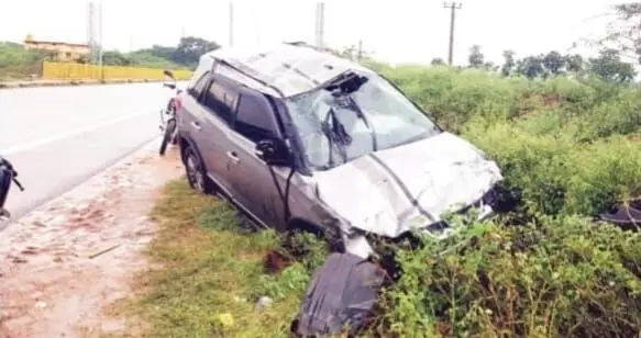 ರಾಯಚೂರು | ಬೈಕ್-ಇನ್ನೋವಾ ಕಾರು ಢಿಕ್ಕಿ : ಸವಾರ ಮೃತ್ಯು ರಾಯಚೂರು | ಬೈಕ್-ಇನ್ನೋವಾ ಕಾರು ಢಿಕ್ಕಿ : ಸವಾರ ಮೃತ್ಯು