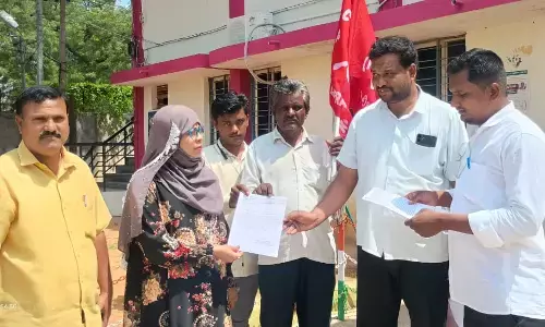 ರಾಯಚೂರು | ಯರಗೇರಾ ಗ್ರಾಮದ ಅಕ್ರಮ ಲೇಔಟ್‌ಗಳಿಗೆ ವಿದ್ಯುತ್ ಸಂಪರ್ಕ ನೀಡಬಾರದೆಂದು ಮನವಿ