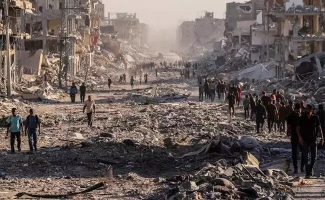 ಕದನ ವಿರಾಮ | ಗಾಝಾ ನಗರಕ್ಕೆ 3 ಲಕ್ಷ ಜನರ ವಾಪಸಾತಿ ಕದನ ವಿರಾಮ | ಗಾಝಾ ನಗರಕ್ಕೆ 3 ಲಕ್ಷ ಜನರ ವಾಪಸಾತಿ