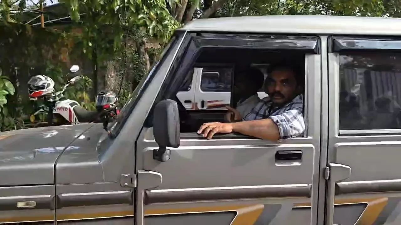 ದಶಕಗಳಿಂದ ಧರ್ಮಸ್ಥಳದಲ್ಲಿ ನಡೆದ ಕೊಲೆ ಪ್ರಕರಣಗಳ ತನಿಖೆ ನಡೆಸುವಂತೆ ಎಸ್ಐಟಿಗೆ ದೂರು: ಮಟ್ಟಣ್ಣನವರ್ ದಶಕಗಳಿಂದ ಧರ್ಮಸ್ಥಳದಲ್ಲಿ ನಡೆದ ಕೊಲೆ ಪ್ರಕರಣಗಳ ತನಿಖೆ ನಡೆಸುವಂತೆ ಎಸ್ಐಟಿಗೆ ದೂರು: ಮಟ್ಟಣ್ಣನವರ್