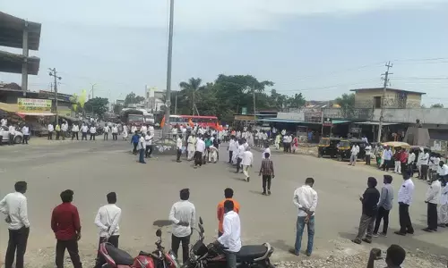 ಕಲಬುರಗಿ | ಅಂಬಿಗರ ಚೌಡಯ್ಯ ಮೂರ್ತಿಗೆ ಹಾನಿಗೊಳಿಸಿದ  ದುಷ್ಕರ್ಮಿಗಳನ್ನು ಬಂಧಿಸುವಂತೆ ಆಗ್ರಹಿಸಿ ಪ್ರತಿಭಟನೆ