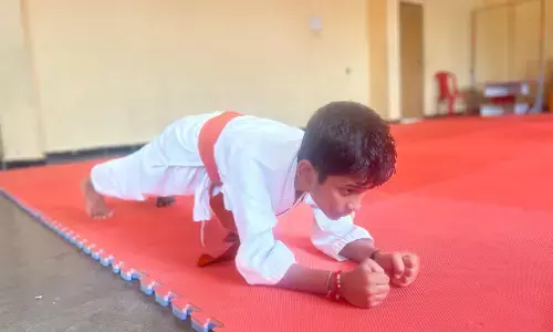 ಯಾದಗಿರಿ | ವಿಶೇಷ ಸಾಹಸ ಕಲೆ ಪ್ರದರ್ಶಿಸಿದ ವಿದ್ಯಾರ್ಥಿ ಅನ್ವಿತ್ ಅಂಬರೀಶ ಜಾಕಾ