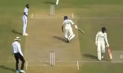 ಗೊಂದಲದಿಂದ ರನೌಟ್ ಆದ ಜೈಸ್ವಾಲ್ : 3ನೇ ದ್ವಿಶತಕದ ಕನಸು ಭಗ್ನ