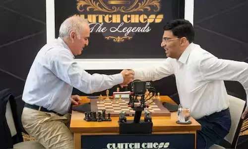 ಕ್ಲಚ್ ಚೆಸ್ ಲೆಜಂಡ್ಸ್: ವಿಶ್ವನಾಥನ್ ಆನಂದ್ ರನ್ನು ಸೋಲಿಸಿದ ಕ್ಯಾಸ್ಪರೊವ್