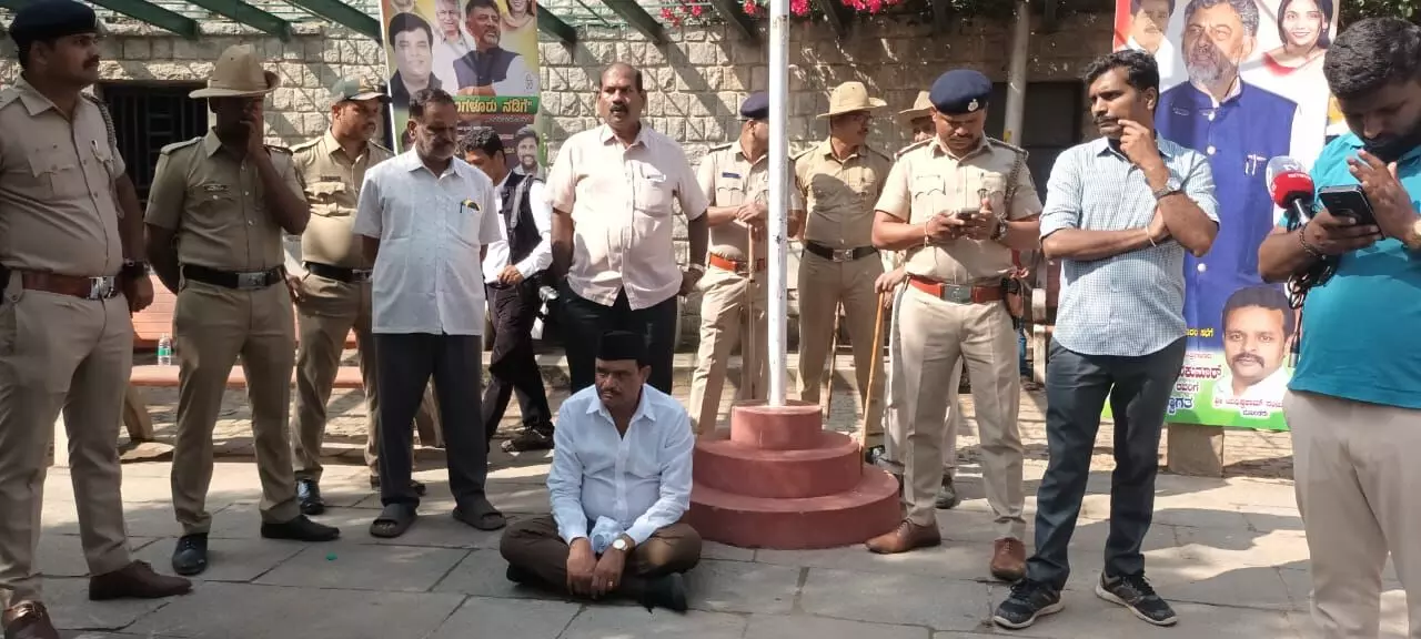 ಡಿಸಿಎಂ ಬೆಂಗಳೂರು ನಡಿಗೆಗೆ ಆಹ್ವಾನ ನೀಡಿಲ್ಲ ಎಂದು ಬಿಜೆಪಿ ಶಾಸಕ ಮುನಿರತ್ನರಿಂದ ಆಕ್ರೋಶ