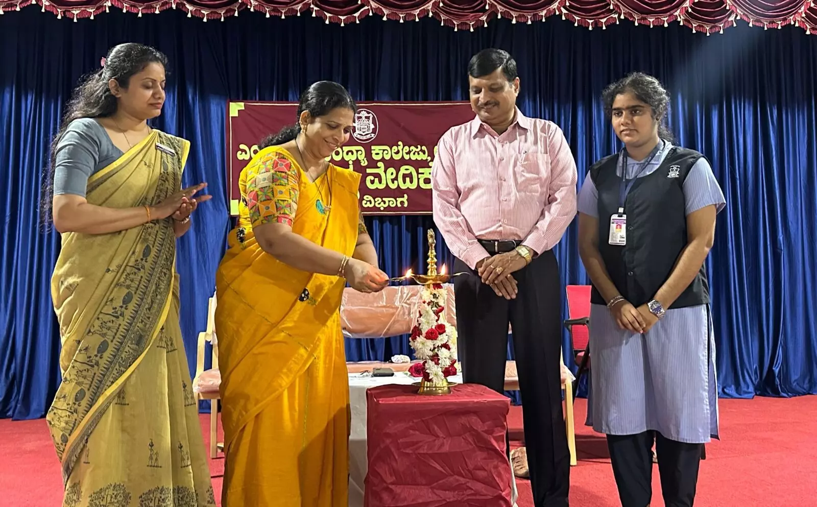 ವ್ಯಕ್ತಿತ್ವದ ಸರ್ವಾಂಗೀಣ ಬೆಳವಣಿಗೆಗೆ ಸಾಹಿತ್ಯ ಸಹಕಾರಿ: ಡಾ. ನಿಕೇತನ