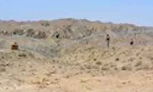 ಪಾಕ್‌-ಅಫ್ಘಾನ್‌ ಗಡಿಯಲ್ಲಿ ಉದ್ವಿಗ್ನ : ತಾಲಿಬಾನ್‌ನಿಂದ ಪಾಕಿಸ್ತಾನದ 15 ಸೈನಿಕರ ಹತ್ಯೆ ; ವರದಿ