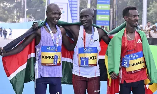 ದಿಲ್ಲಿ ಅರೆ ಮ್ಯಾರಥಾನ್ 2025 | ಕೆನ್ಯದ ಮಟಾಟ, ರೆಂಗರುಕ್ ಗೆ ಪ್ರಶಸ್ತಿ