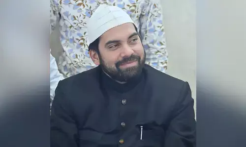 ಕಲಬುರಗಿ | ರಾಜ್ಯ ವಕ್ಫ್ ಮಂಡಳಿಯ ಅಧ್ಯಕ್ಷ ಸಯ್ಯದ್ ಮುಹಮ್ಮದ್‌ ಅಲಿ ಅಲ್ ಹುಸೈನಿ ಅವರಿಗೆ ಚಾಣಕ್ಯ ಪ್ರಶಸ್ತಿ ಪ್ರದಾನ