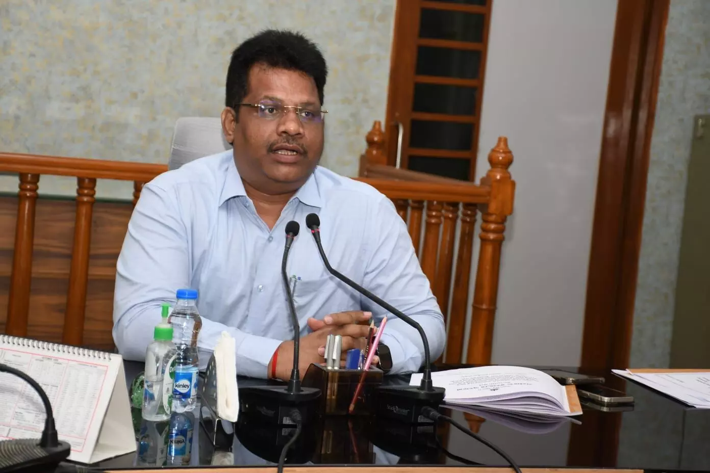 ಕಲಬುರಗಿ |ಎಸ್.ಸಿ.ಎಸ್.ಪಿ-ಟಿ.ಎಸ್.ಪಿ. ಪ್ರಗತಿ ಪರಿಶೀಲನೆ : ತಳ ಸಮುದಾಯದ ಅಭಿವೃದ್ಧಿಗೆ ಶೇ.100ರಷ್ಟು ಅನುದಾನದ ಖರ್ಚು ಅತ್ಯಗತ್ಯ : ರಾಯಪ್ಪ ಹುಣಸಗಿ ಕಲಬುರಗಿ |ಎಸ್.ಸಿ.ಎಸ್.ಪಿ-ಟಿ.ಎಸ್.ಪಿ. ಪ್ರಗತಿ ಪರಿಶೀಲನೆ : ತಳ ಸಮುದಾಯದ ಅಭಿವೃದ್ಧಿಗೆ ಶೇ.100ರಷ್ಟು ಅನುದಾನದ ಖರ್ಚು ಅತ್ಯಗತ್ಯ : ರಾಯಪ್ಪ ಹುಣಸಗಿ