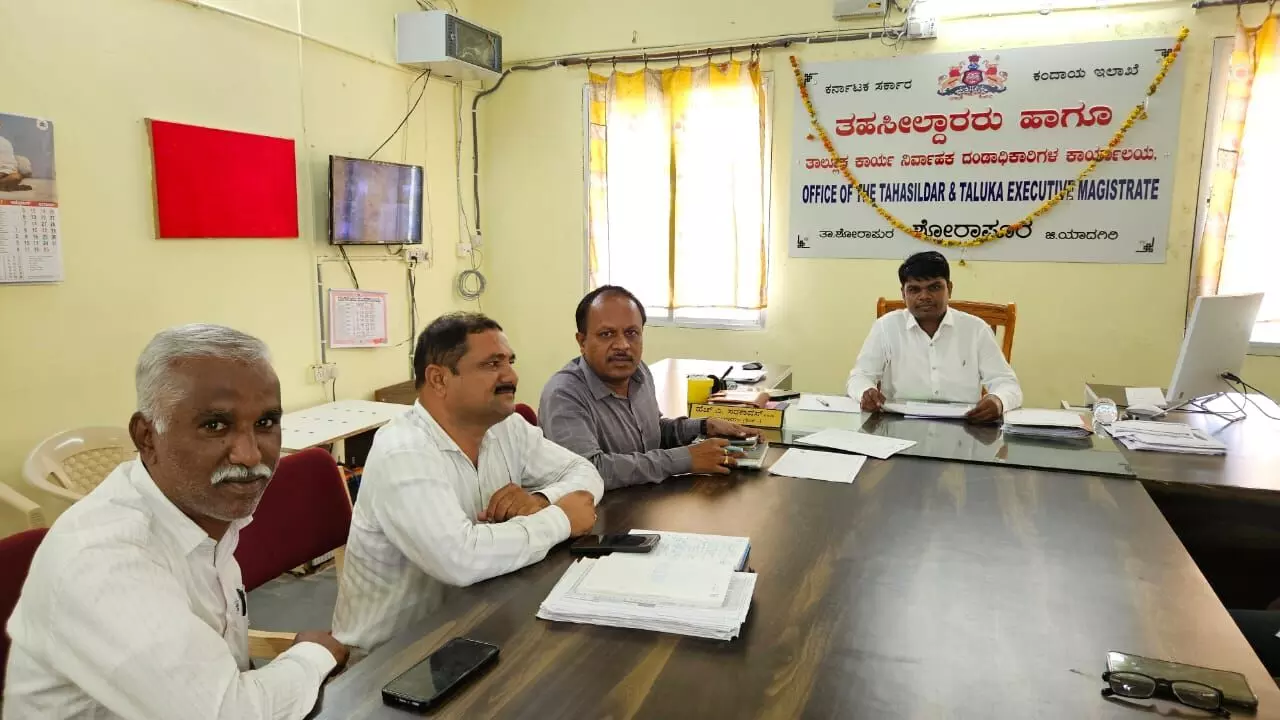 ಈಶಾನ್ಯ ಶಿಕ್ಷಕರ ಮತ ಕ್ಷೇತ್ರದ ಮತದಾರರ ಹೆಸರು ನೋಂದಣಿಗೆ ನ.6 ಕೊನೆ ದಿನ : ತಹಶೀಲ್ದಾರ್ ಹುಸೇನಸಾಬ್ ಈಶಾನ್ಯ ಶಿಕ್ಷಕರ ಮತ ಕ್ಷೇತ್ರದ ಮತದಾರರ ಹೆಸರು ನೋಂದಣಿಗೆ ನ.6 ಕೊನೆ ದಿನ : ತಹಶೀಲ್ದಾರ್ ಹುಸೇನಸಾಬ್