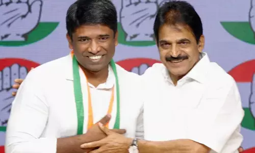 ಮಾಜಿ ಐಎಎಸ್ ಅಧಿಕಾರಿ ಕಣ್ಣನ್ ಗೋಪಿನಾಥನ್ ಕಾಂಗ್ರೆಸ್ ಪಕ್ಷಕ್ಕೆ ಸೇರ್ಪಡೆ