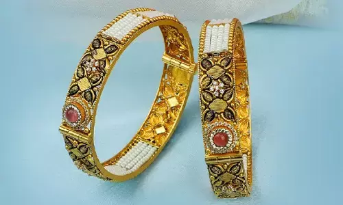 ಕೈಗೆಟುಕುತ್ತಿಲ್ಲ ಚಿನ್ನ; 1950 ರೂ.ಗಳ ಏರಿಕೆಯೊಂದಿಗೆ ದಾಖಲೆಯ ಎತ್ತರ ತಲುಪಿದ ಚಿನ್ನ