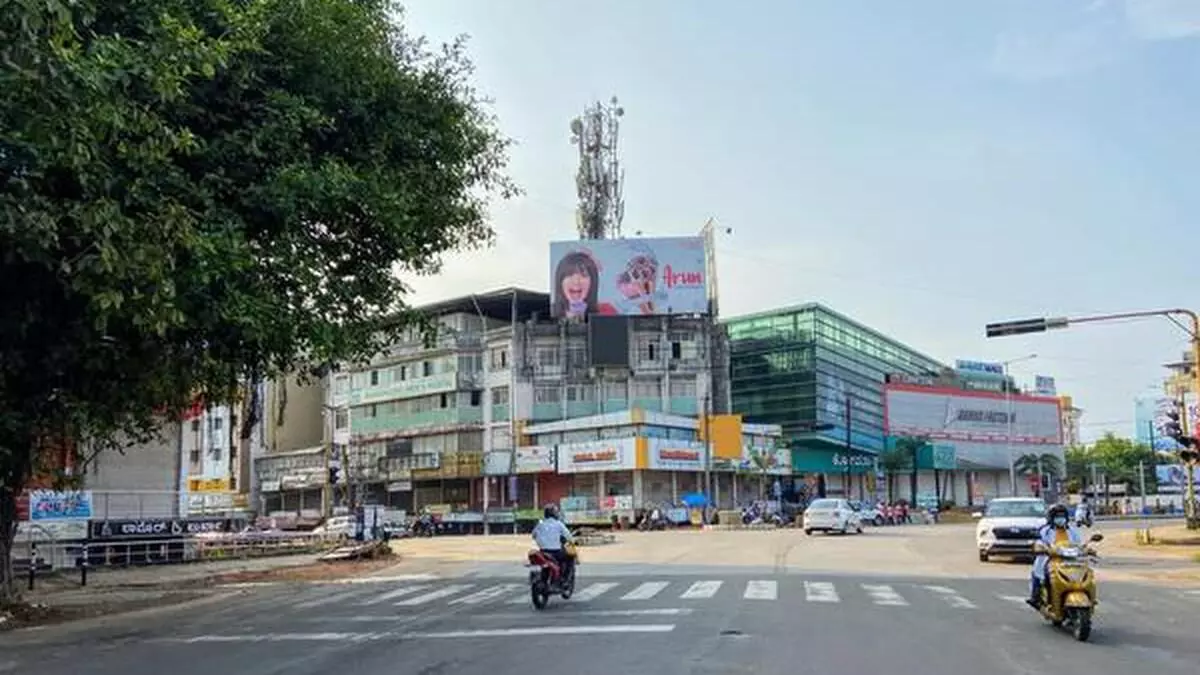 ಪಂಪ್‌ವೆಲ್ - ಕಂಕನಾಡಿ ರಸ್ತೆ ಕಾಮಗಾರಿ: ಬದಲಿ ಮಾರ್ಗದ ವ್ಯವಸ್ಥೆ