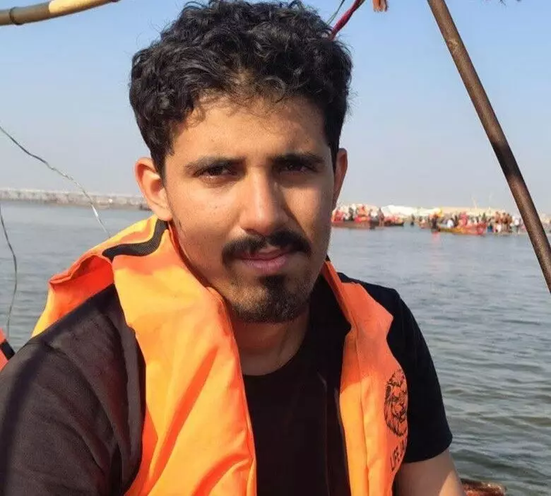 ಮಾರಿಷಸ್ನಲ್ಲಿ ಜಲಪಾತ ವೀಕ್ಷಣೆಗೆ ತೆರಳಿದ್ದ ಸುಳ್ಯದ ವಿದ್ಯಾರ್ಥಿ ಮೃತ್ಯು ಮಾರಿಷಸ್ನಲ್ಲಿ ಜಲಪಾತ ವೀಕ್ಷಣೆಗೆ ತೆರಳಿದ್ದ ಸುಳ್ಯದ ವಿದ್ಯಾರ್ಥಿ ಮೃತ್ಯು