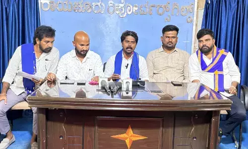 ರಾಯಚೂರು | ಆರೆಸ್ಸೆಸ್ ಪಥ ಸಂಚಲನದಲ್ಲಿ ಪಿಡಿಒ ಭಾಗಿ : ಭೀಮ್ ಆರ್ಮಿಯಿಂದ ವಜಾಕ್ಕೆ ಆಗ್ರಹ