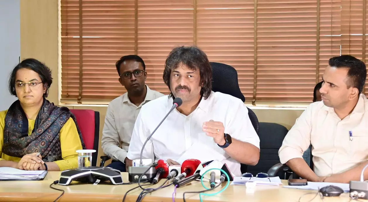 ರಾಜ್ಯದ 800 ಸರಕಾರಿ ಶಾಲೆಗಳು ಪಬ್ಲಿಕ್ ಶಾಲೆಗಳಾಗಿ ಪರಿವರ್ತನೆ : ಸಚಿವ ಮಧುಬಂಗಾರಪ್ಪ