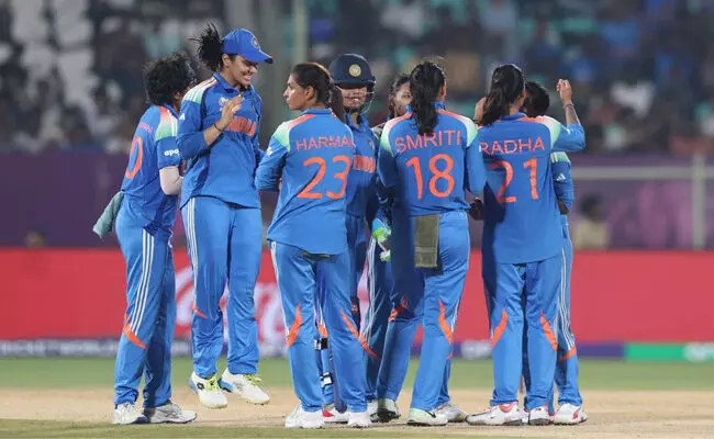 ಮಹಿಳೆಯರ ವಿಶ್ವಕಪ್ | ನಿಧಾನಗತಿಯ ಬೌಲಿಂಗ್ : ಭಾರತ ತಂಡಕ್ಕೆ ದಂಡ