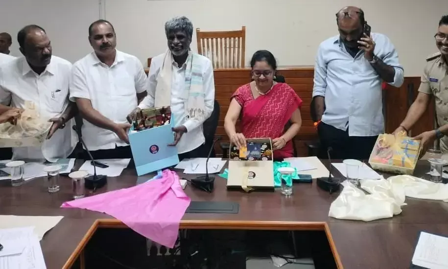 ಅಕ್ಕ ಸಂಜೀವಿನಿ ದೀಪಾವಳಿ ಗಿಫ್ಟ್ ಬಾಕ್ಸ್ ಬಿಡುಗಡೆ