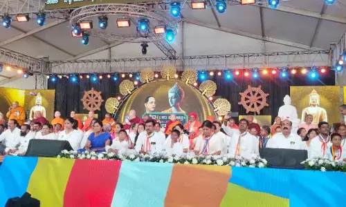 ಅಂತರ್‌ರಾಷ್ಟ್ರೀಯ ಬೌದ್ಧ ಸಮ್ಮೇಳನ : 500ಕ್ಕೂ ಹೆಚ್ಚು ಮಂದಿ ಬೌದ್ಧ ದಮ್ಮ ಸ್ವೀಕಾರ