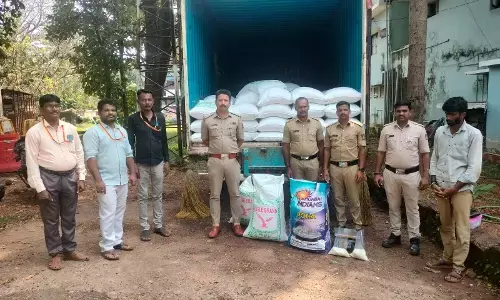 ಭಟ್ಕಳ: ಅನ್ನಭಾಗ್ಯ ಅಕ್ಕಿ ಅಕ್ರಮ ಸಾಗಣೆ; ಲಾರಿ ಚಾಲಕ ಬಂಧನ