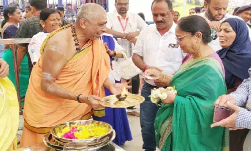 ಹಾಸನಾಂಬ ದೇವಾಲಯಕ್ಕೆ ಬಾನು ಮುಷ್ತಾಕ್‌ ಭೇಟಿ