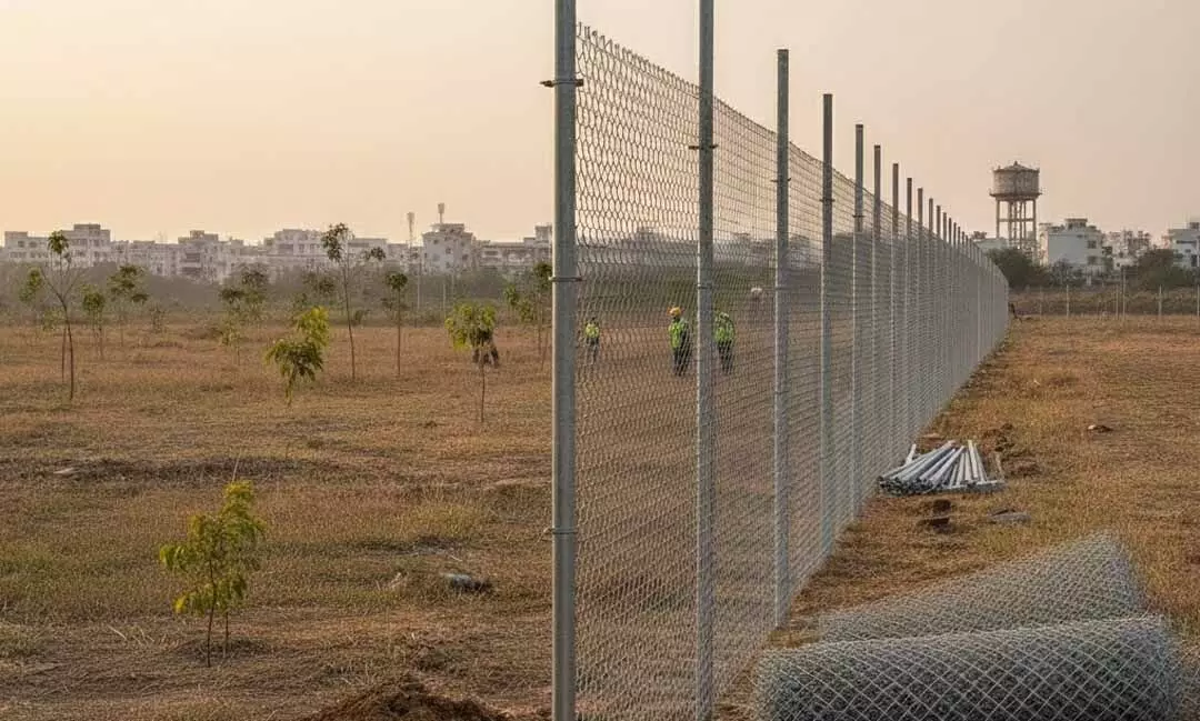 ಭೂಗಳ್ಳರ ಪರ ಅಧಿಕಾರಿಗಳ ವರ್ತನೆ: ನಾಗರಿಕರ ಆರೋಪ