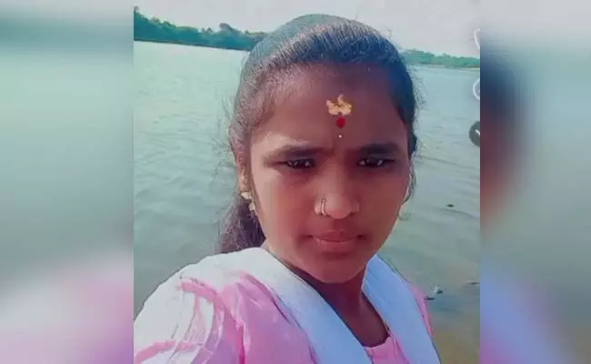 ಕಲಬುರಗಿ: ಹಾವು ಕಡಿದು ವಿದ್ಯಾರ್ಥಿನಿ ಮೃತ್ಯು