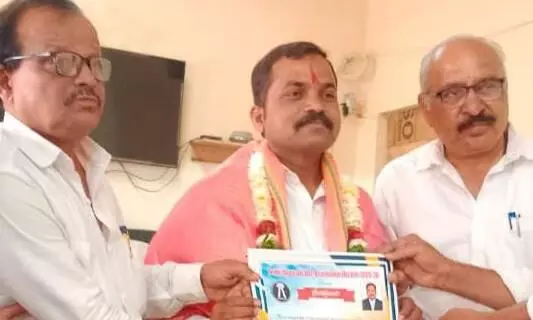 ವಕೀಲರ ಸಂಘದ ಪ್ರಧಾನ ಕಾರ್ಯದರ್ಶಿಯಾಗಿ ಕೆ.ಕೆ ಶಿವಕುಮಾರ್ ಆಯ್ಕೆ ವಕೀಲರ ಸಂಘದ ಪ್ರಧಾನ ಕಾರ್ಯದರ್ಶಿಯಾಗಿ ಕೆ.ಕೆ ಶಿವಕುಮಾರ್ ಆಯ್ಕೆ