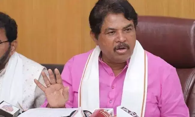 ಆರೆಸ್ಸೆಸ್ ಬಗ್ಗೆ ಪ್ರಿಯಾಂಕ್ ಖರ್ಗೆ ಪತ್ರ | ಉತ್ತರಾಧಿಕಾರಿ ಎಂದು ಬಿಂಬಿಸಲು ಸಿಎಂ ಹೊಸ ನಾಟಕ : ಆರ್.ಅಶೋಕ್