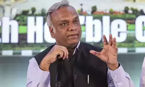 ಗ್ರಾಮೀಣಾಭಿವೃದ್ಧಿ ಇಲಾಖೆಯ ಸಿಬ್ಬಂದಿ ಆರೆಸ್ಸೆಸ್ ಕಾರ್ಯಕ್ರಮದಲ್ಲಿ ಭಾಗಿ ಆರೋಪ; ಪರಿಶೀಲಿಸಿ ಕ್ರಮ ಕೈಗೊಳ್ಳಲಾಗುವುದು ಎಂದ ಪ್ರಿಯಾಂಕ್ ಖರ್ಗೆ