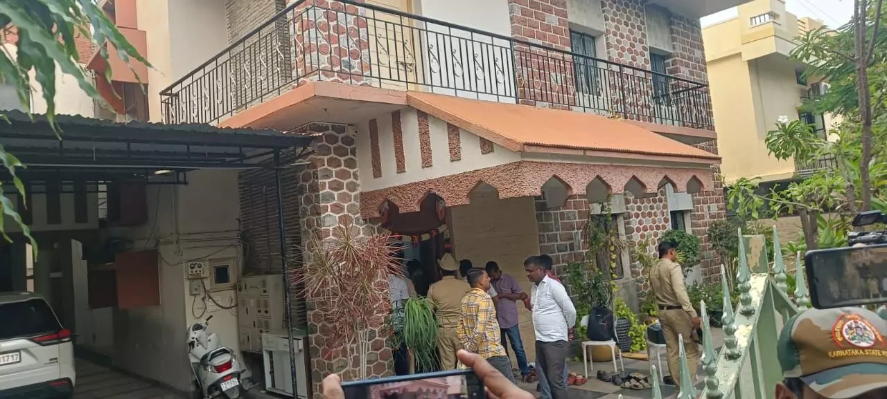 ಮತಗಳ್ಳತನ ಆರೋಪ : ಆಳಂದ ಮಾಜಿ ಶಾಸಕ ಸುಭಾಷ್ ಗುತ್ತೇದಾರ್ ಅವರ ಪುತ್ರರ ಮನೆ ಮೇಲೆ ಎಸ್ಐಟಿ ದಾಳಿ