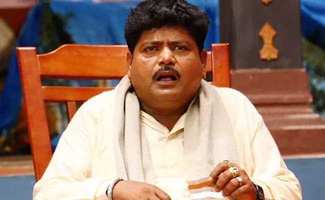 ರಂಗದಲ್ಲಿ ರಾಜನಾಗಿ ಮೆರೆದ ರಾಜು ತಾಳಿಕೋಟೆ