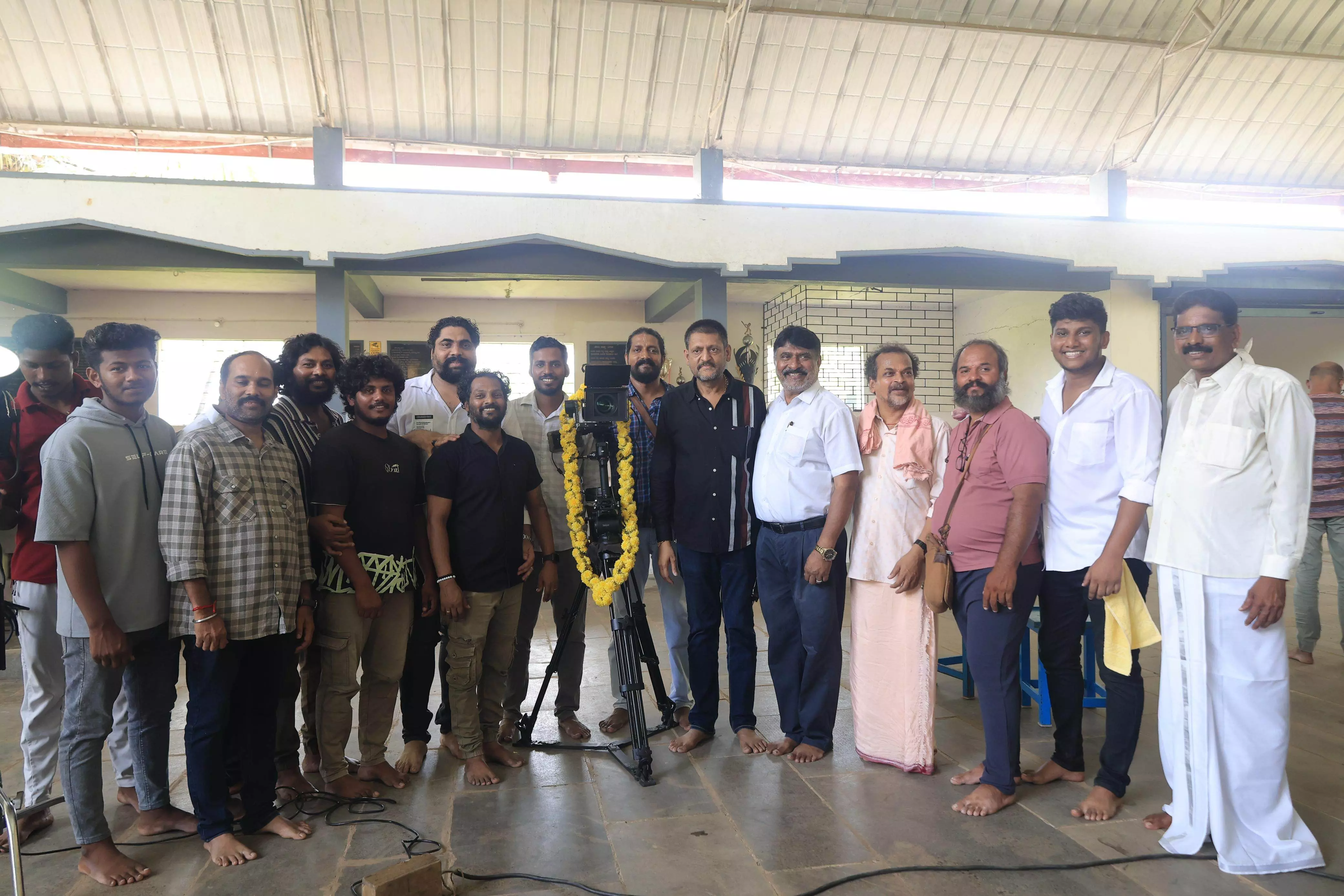 ಸೆಟ್ಟೇರಿತು ತನಿಂ ಫಿಲ್ಮ್ಸ್ ನಿರ್ಮಾಣದ ಪ್ರಥಮ ತುಳು ಚಲನಚಿತ್ರ ಸೆಟ್ಟೇರಿತು ತನಿಂ ಫಿಲ್ಮ್ಸ್ ನಿರ್ಮಾಣದ ಪ್ರಥಮ ತುಳು ಚಲನಚಿತ್ರ