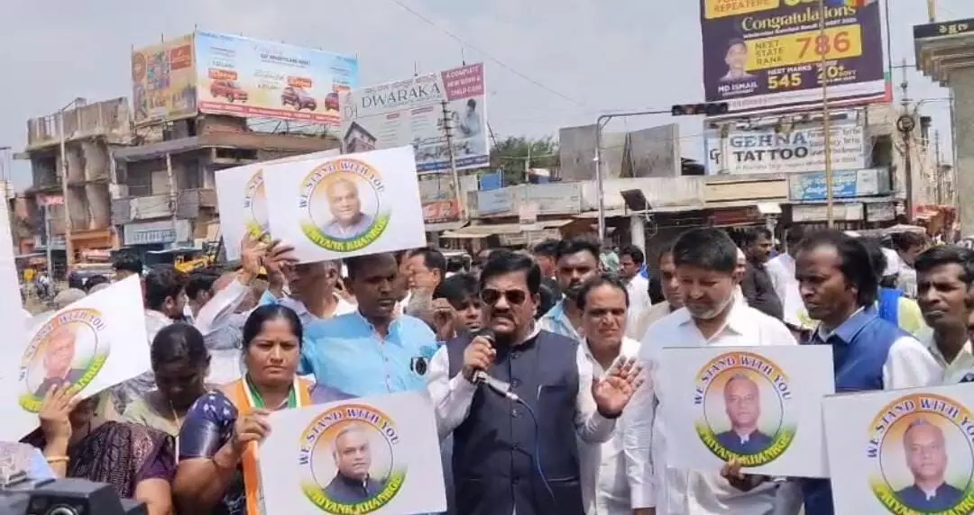 ಬೀದರ್ | ಸಚಿವ ಪ್ರಿಯಾಂಕ್ ಖರ್ಗೆ ಅವರಿಗೆ ಬೆದರಿಕೆ ವಿರೋಧಿಸಿ ಪ್ರತಿಭಟನೆ