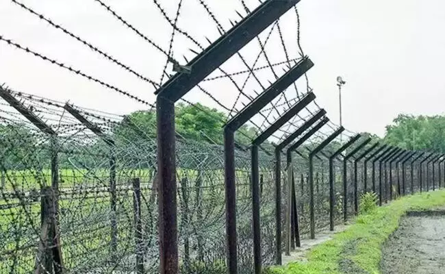 ಗಡಿದಾಟಿ ಬಂದ ಬಾಂಗ್ಲಾಪ್ರಜೆಗಳು ಗ್ರಾಮಸ್ಥರ ಮೇಲೆ ದಾಳಿ ನಡೆಸಿದ್ದರು: ಭಾರತ ವಿದೇಶಾಂಗ ಸಚಿವಾಲಯ