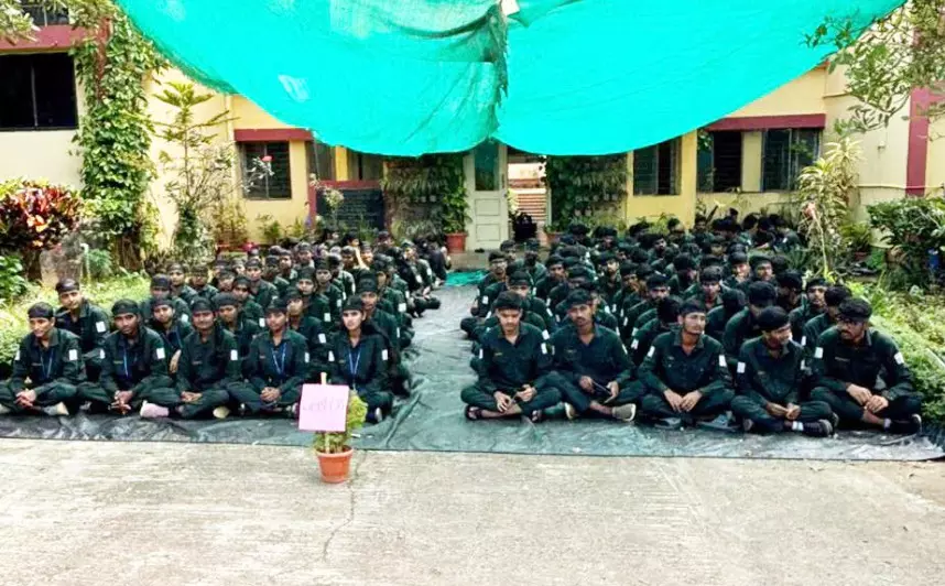 ಪೊನ್ನಂಪೇಟೆಯಲ್ಲಿ ಮುಂದುವರಿದ ವಿದ್ಯಾರ್ಥಿಗಳ ಹೋರಾಟ; ಅರಣ್ಯಶಾಸ್ತ್ರ ಪದವೀಧರರನ್ನೇ ಹುದ್ದೆಗೆ ನೇಮಿಸಲು ಆಗ್ರಹ