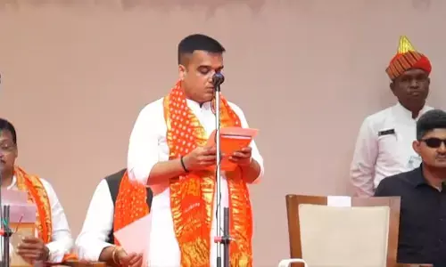 ಗುಜರಾತ್ ಸಚಿವ ಸಂಪುಟಕ್ಕೆ ಮೇಜರ್ ಸರ್ಜರಿ: 19 ಹೊಸ ಮುಖಗಳಿಗೆ ಸಚಿವ ಸ್ಥಾನ; ಹರ್ಷ್ ಸಾಂಘ್ವಿ ಡಿಸಿಎಂ