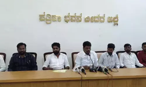 ಬೀದರ್ | ಸರಕಾರದ ಆದೇಶ ಪಾಲಿಸದೆ ಅತಿಥಿ ಶಿಕ್ಷಕರನ್ನು ಕಡೆಗಣಿಸಲಾಗುತ್ತಿದೆ : ಸಂಗಮೇಶ್ ಚಿದ್ರೆ