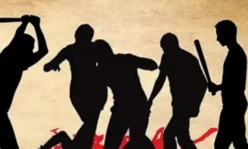 ಅಕ್ರಮ ಗಣಿಗಾರಿಕೆ ಪ್ರತಿಭಟಿಸಿದ ದಲಿತನ ಮೇಲೆ ಮೂತ್ರವಿಸರ್ಜನೆ, ಹಲ್ಲೆ