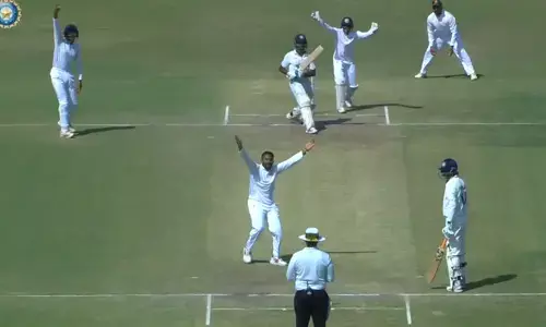 ರಣಜಿ: ಸಕಾರಿಯಾ ಸಾಹಸ, ಕರ್ನಾಟಕ ವಿರುದ್ಧ ಸೌರಾಷ್ಟ್ರಕ್ಕೆ ಅಲ್ಪ ಮುನ್ನಡೆ