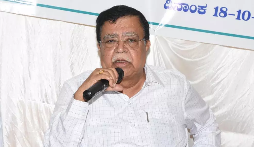 ರಸ್ತೆಯಲ್ಲಿ ನಮಾಝ್ ಮಾಡಲು ಅನುಮತಿ ಪಡೆದಿದ್ದೀರಾ ಎಂದು ಕೇಳಲು ಸಾಧ್ಯವೇ : ಕೆ.ಎನ್.ರಾಜಣ್ಣ ರಸ್ತೆಯಲ್ಲಿ ನಮಾಝ್ ಮಾಡಲು ಅನುಮತಿ ಪಡೆದಿದ್ದೀರಾ ಎಂದು ಕೇಳಲು ಸಾಧ್ಯವೇ : ಕೆ.ಎನ್.ರಾಜಣ್ಣ