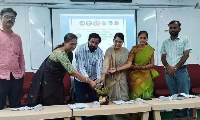 ಕಲಬುರಗಿ: ಗೋದುತಾಯಿ ಕಾಲೇಜಿನಲ್ಲಿ ಎನ್ಎಸ್ಎಸ್ ಸಂಸ್ಥಾಪನಾ ದಿನಾಚರಣೆ ಕಲಬುರಗಿ: ಗೋದುತಾಯಿ ಕಾಲೇಜಿನಲ್ಲಿ ಎನ್ಎಸ್ಎಸ್ ಸಂಸ್ಥಾಪನಾ ದಿನಾಚರಣೆ